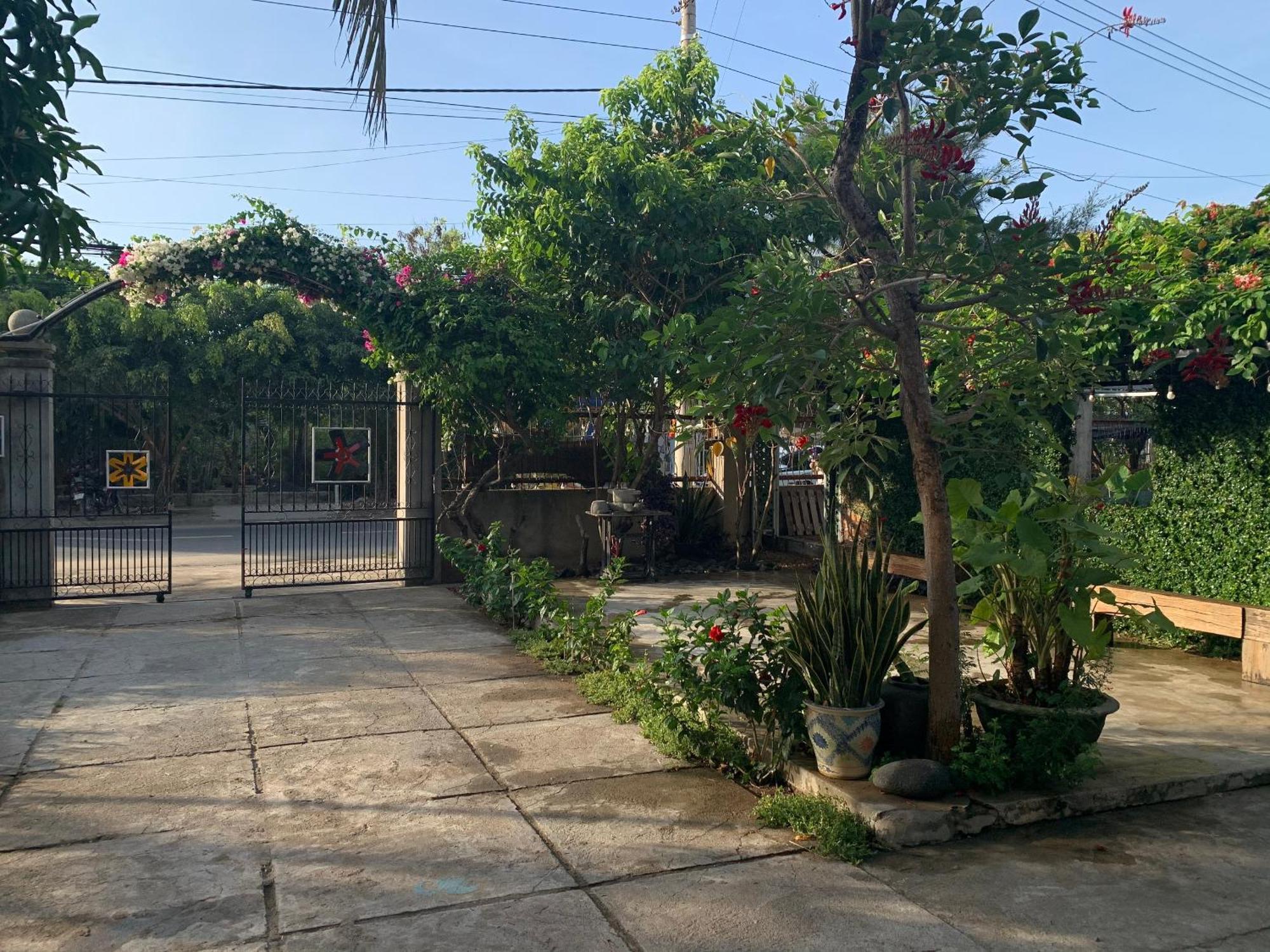 Yellow Farm Homestay Dong Tac Exterior photo